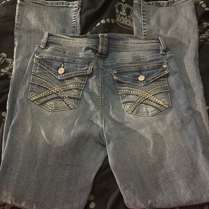 Wallflower jeans